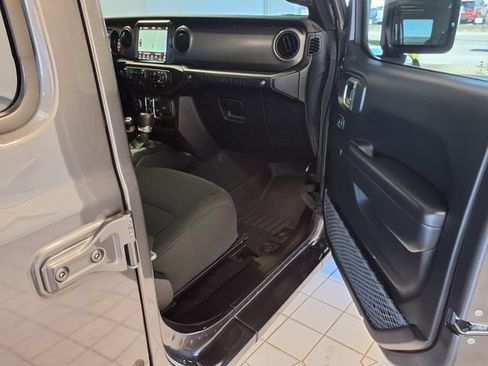 Used 2021 Jeep Wrangler Unlimited Sport AWD/4WD image 23