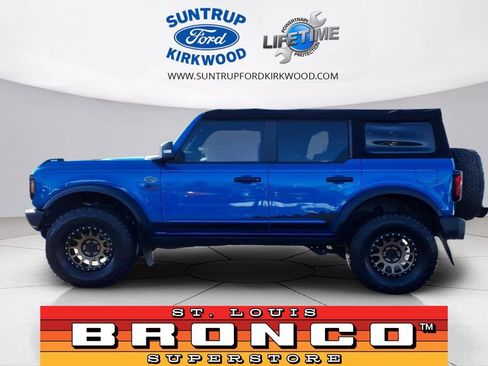 Used 2022 Ford Bronco Wildtrak image 19