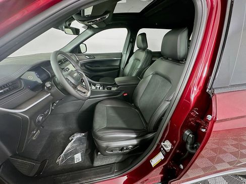 New 2026 Jeep Grand Cherokee L 4WD image 29