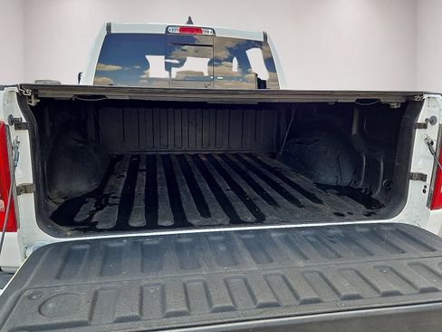 Used 2022 RAM 1500 Laramie AWD/4WD image 14
