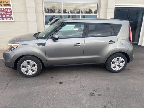 Used 2014 Kia Soul image 6