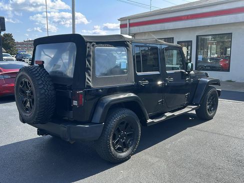 Used 2008 Jeep Wrangler Unlimited Sahara w/ Trailer Tow Group RWD image 5