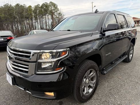Used 2017 Chevrolet Tahoe LT AWD/4WD image 4