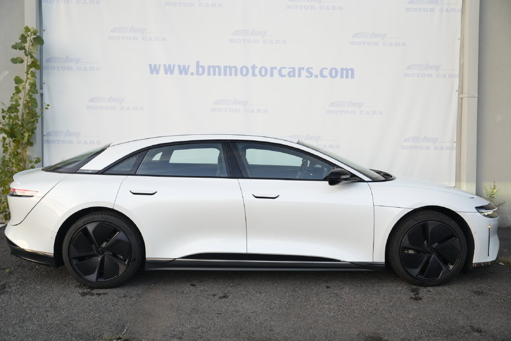 Used 2024 Lucid Air Pure RWD image 7