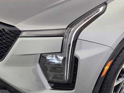 Used 2024 Cadillac XT4 Sport FWD image 10
