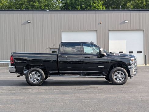 Used 2026 RAM 2500 Big Horn AWD/4WD image 8