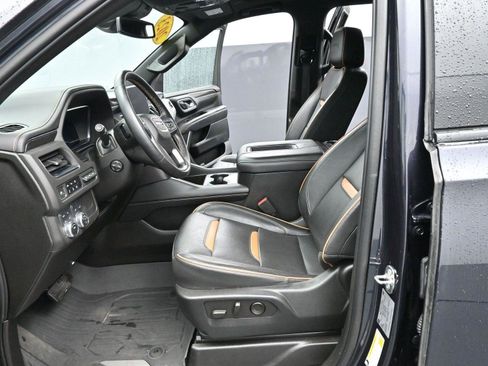 Used 2023 GMC Yukon XL AT4 w/ AT4 Premium Package image 15