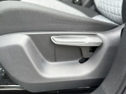 New 2026 Volkswagen Tiguan S FWD image 18