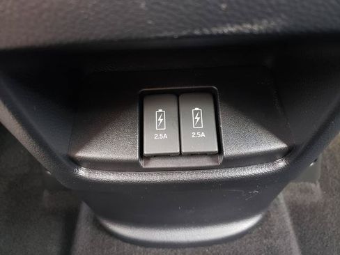 Used 2019 Honda CR-V Touring image 14