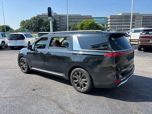 Used 2024 Kia Carnival SX Prestige FWD image 5