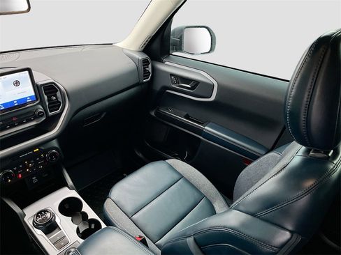 Used 2022 Ford Bronco Sport Outer Banks w/ Tech Package image 21