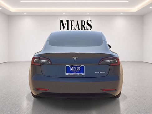 Used 2022 Tesla Model 3 Long Range AWD/4WD image 4