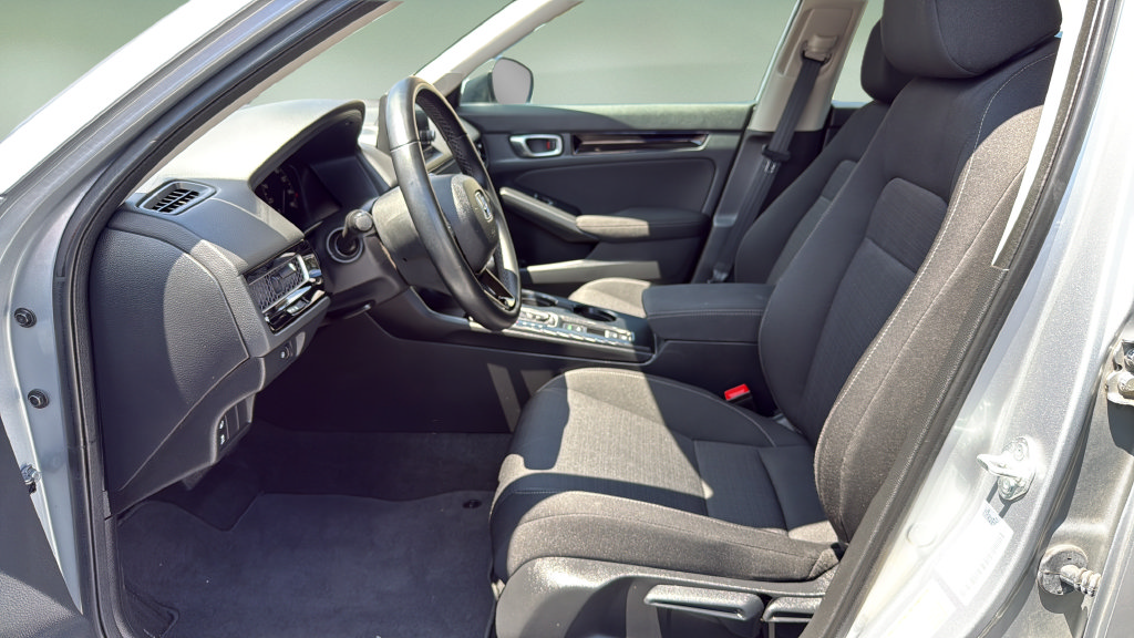 Used 2023 Honda Civic EX image 11