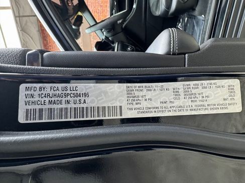 Used 2023 Jeep Grand Cherokee Altitude image 30