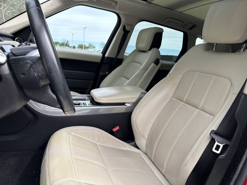 Used 2018 Land Rover Range Rover Sport HSE AWD/4WD image 11