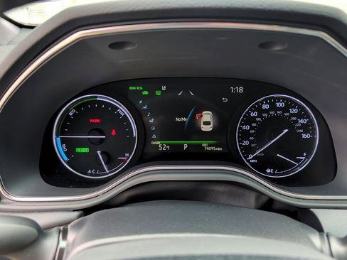 Used 2022 Toyota Avalon XLE image 21