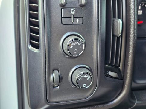 Used 2018 Chevrolet Silverado 1500 LS image 21