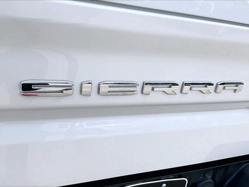 Used 2021 GMC Sierra 1500 SLT RWD image 10