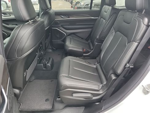 New 2026 Jeep Grand Cherokee L Limited AWD/4WD image 21