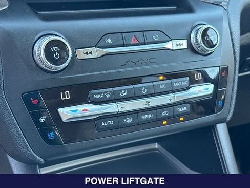 Used 2020 Ford Explorer Limited RWD image 23