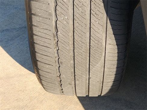 Used 2022 Mercedes-Benz GLS 450 4MATIC image 9