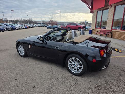 Used 2004 BMW Z4 2.5i image 5