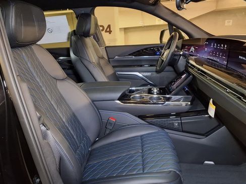 New 2026 Cadillac Escalade IQ Luxury 1 w/ LPO, Premium Carpet Package AWD/4WD image 6