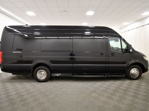 Used 2021 Mercedes-Benz Sprinter 3500 image 11
