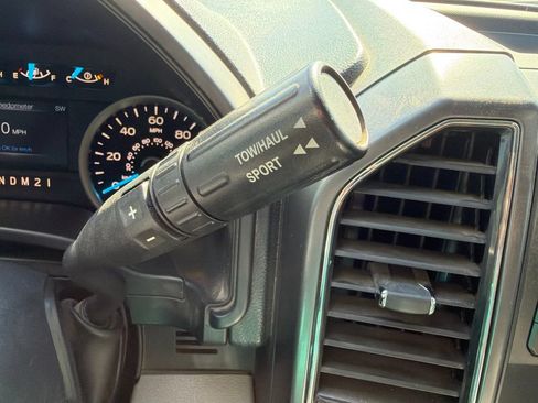 Used 2017 Ford F150 XLT w/ Equipment Group 301A Mid AWD/4WD image 22