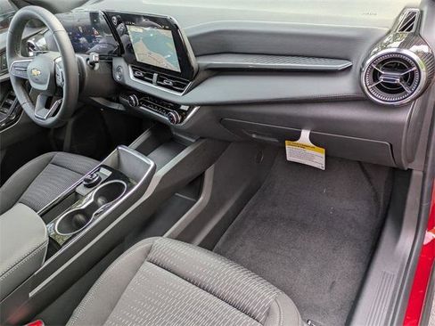 New 2026 Chevrolet Equinox LT image 30