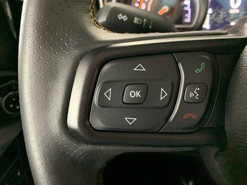 Used 2024 Jeep Gladiator Mojave w/ Convenience Group AWD/4WD image 31