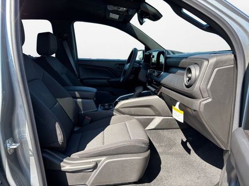 New 2026 Chevrolet Colorado W/T image 14
