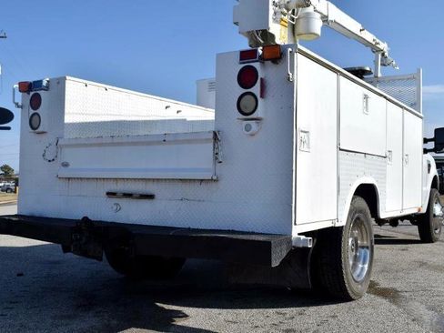 Used 2008 Ford F450 2WD Regular Cab Super Duty image 5