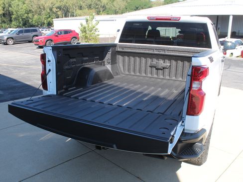 New 2026 Chevrolet Silverado 1500 Custom Trail Boss w/ Dark Appearance Package AWD/4WD image 22