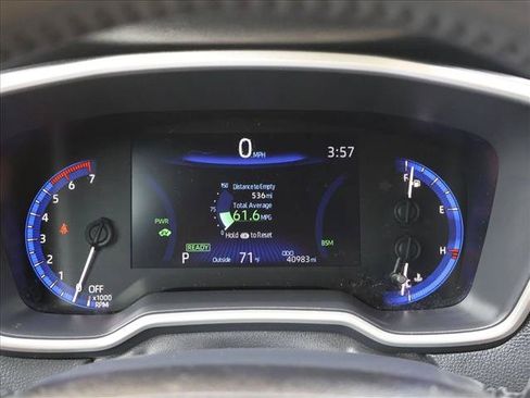 Used 2022 Toyota Corolla LE w/ Premium Interior Package FWD image 14