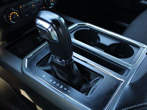 Used 2016 Ford F150 XLT w/ Equipment Group 302A Luxury image 40