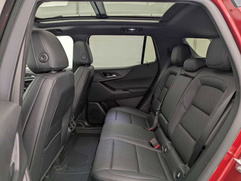 New 2026 Chevrolet Equinox LT w/ Convenience Package II AWD/4WD image 20