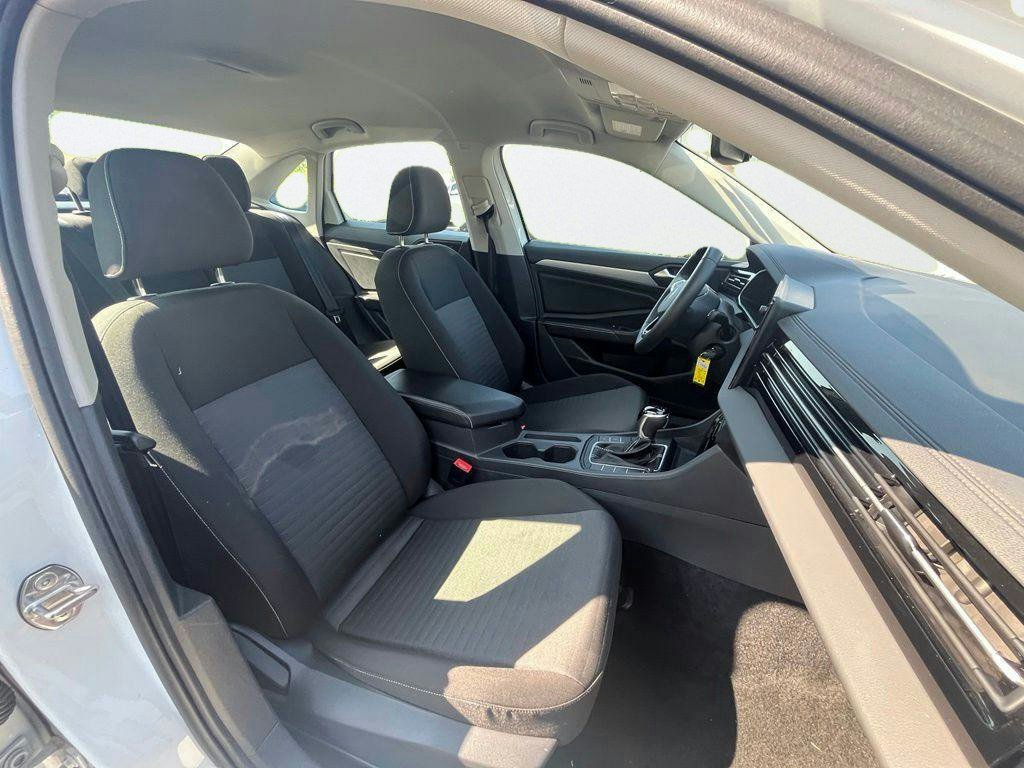 Certified 2026 Volkswagen Jetta S FWD image 13