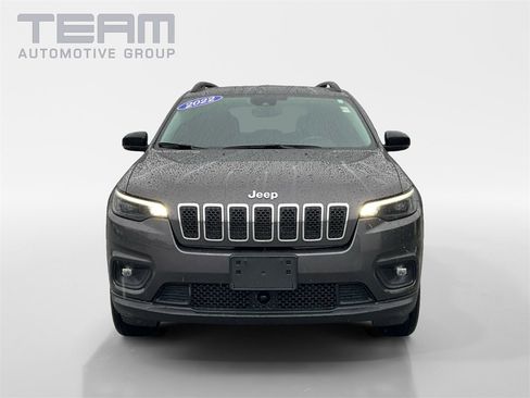 Used 2022 Jeep Cherokee Latitude Lux image 2