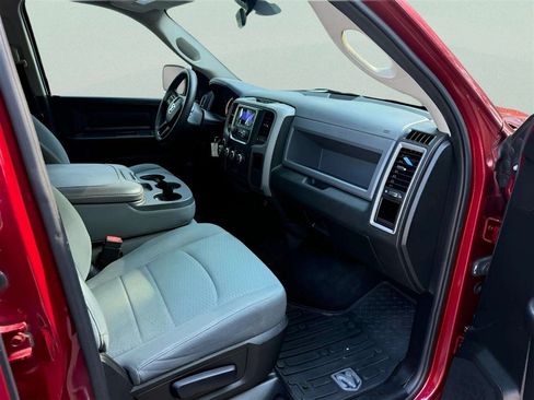 Used 2015 RAM 1500 Express AWD/4WD image 11