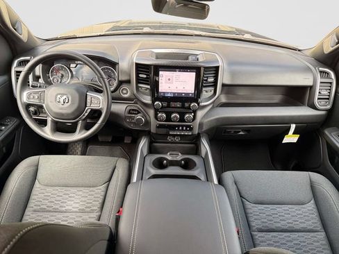 New 2026 RAM 1500 Express AWD/4WD image 18