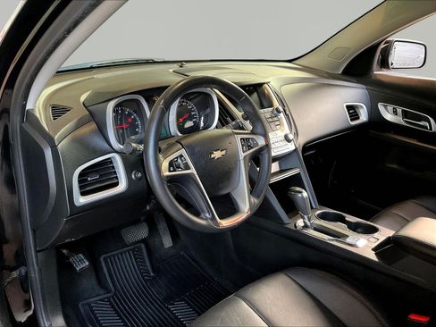 Used 2017 Chevrolet Equinox LT w/ Midnight Edition FWD image 17