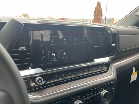 New 2026 GMC Sierra 2500 SLT w/ SLT Premium Package AWD/4WD image 16