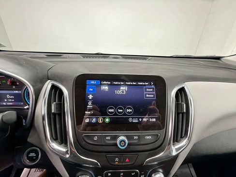 Used 2024 Chevrolet Equinox LT FWD image 13