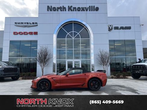 Used 2015 Chevrolet Corvette Z06 w/ 3LZ Preferred Equipment Group image 2