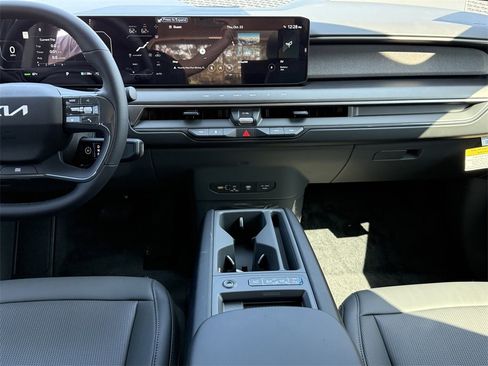 New 2026 Kia EV9 Light image 15