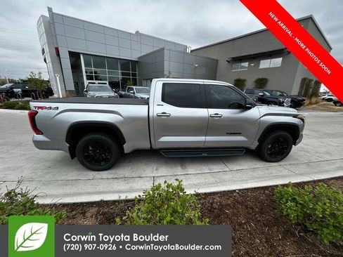 Used 2024 Toyota Tundra Limited AWD/4WD image 8