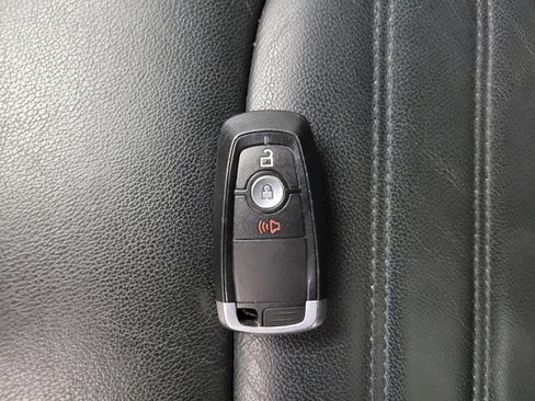 Used 2018 Ford Edge SEL w/ Equipment Group 201A image 32