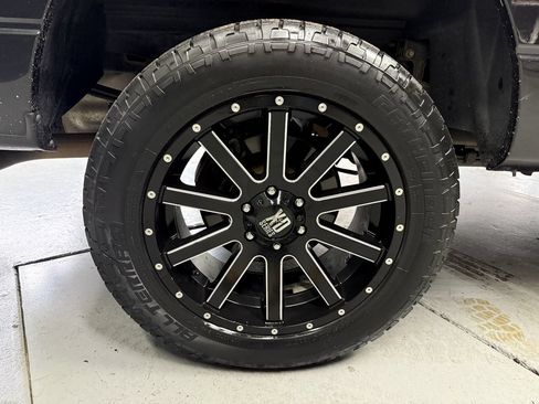 Used 2014 Ford F150 XLT w/ Equipment Group 302A Luxury AWD/4WD image 17