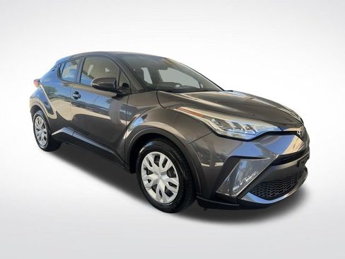 Used 2020 Toyota C-HR LE FWD image 3